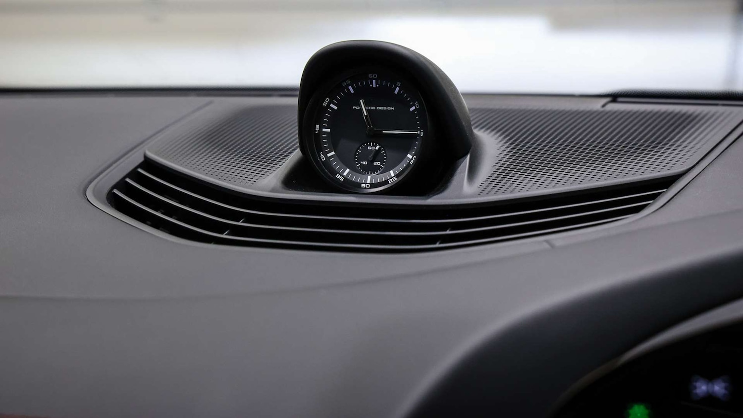 Used Porsche Taycan 2024 for sale - 77698769: Photo 27