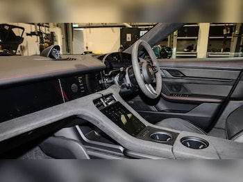 Used Porsche Taycan 2024 for sale - 77698769: Photo