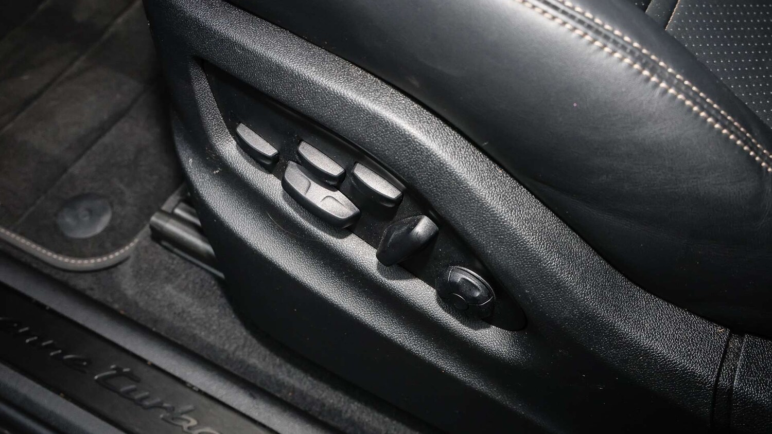 Used Porsche Cayenne 2025 for sale - 77257475: Photo 24