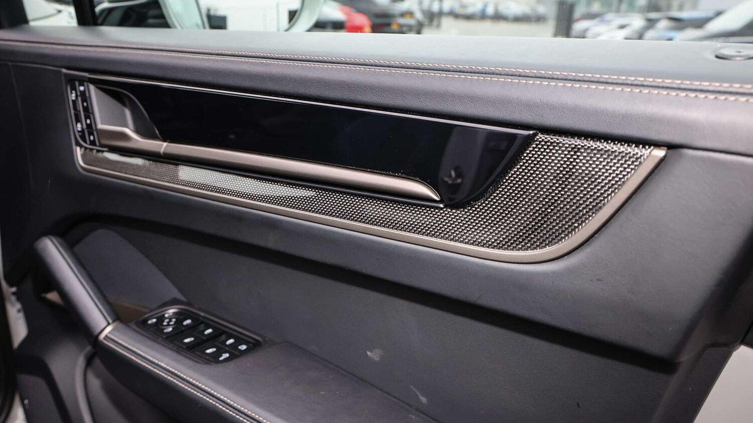 Used Porsche Cayenne 2025 for sale - 77257475: Photo 25