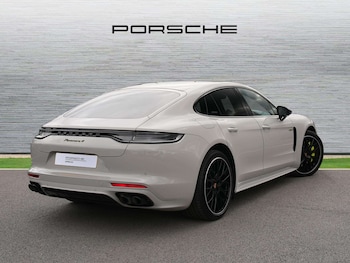 Used Porsche Panamera 2023 for sale - 75968006: Photo