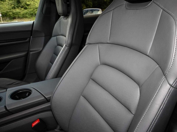 Used Porsche Taycan 2022 for sale - 75218307: Photo 15