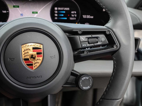 Used Porsche Taycan 2022 for sale - 75218307: Photo 23