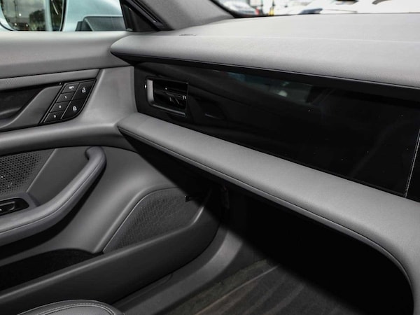 Used Porsche Taycan 2022 for sale - 75218307: Photo 24