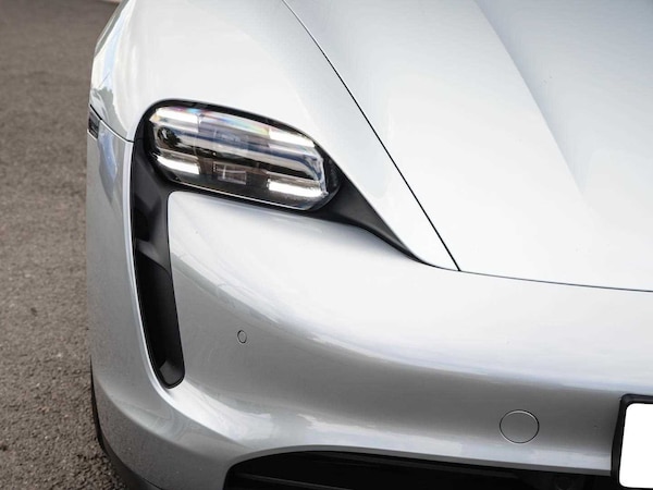 Used Porsche Taycan 2022 for sale - 75218307: Photo 30