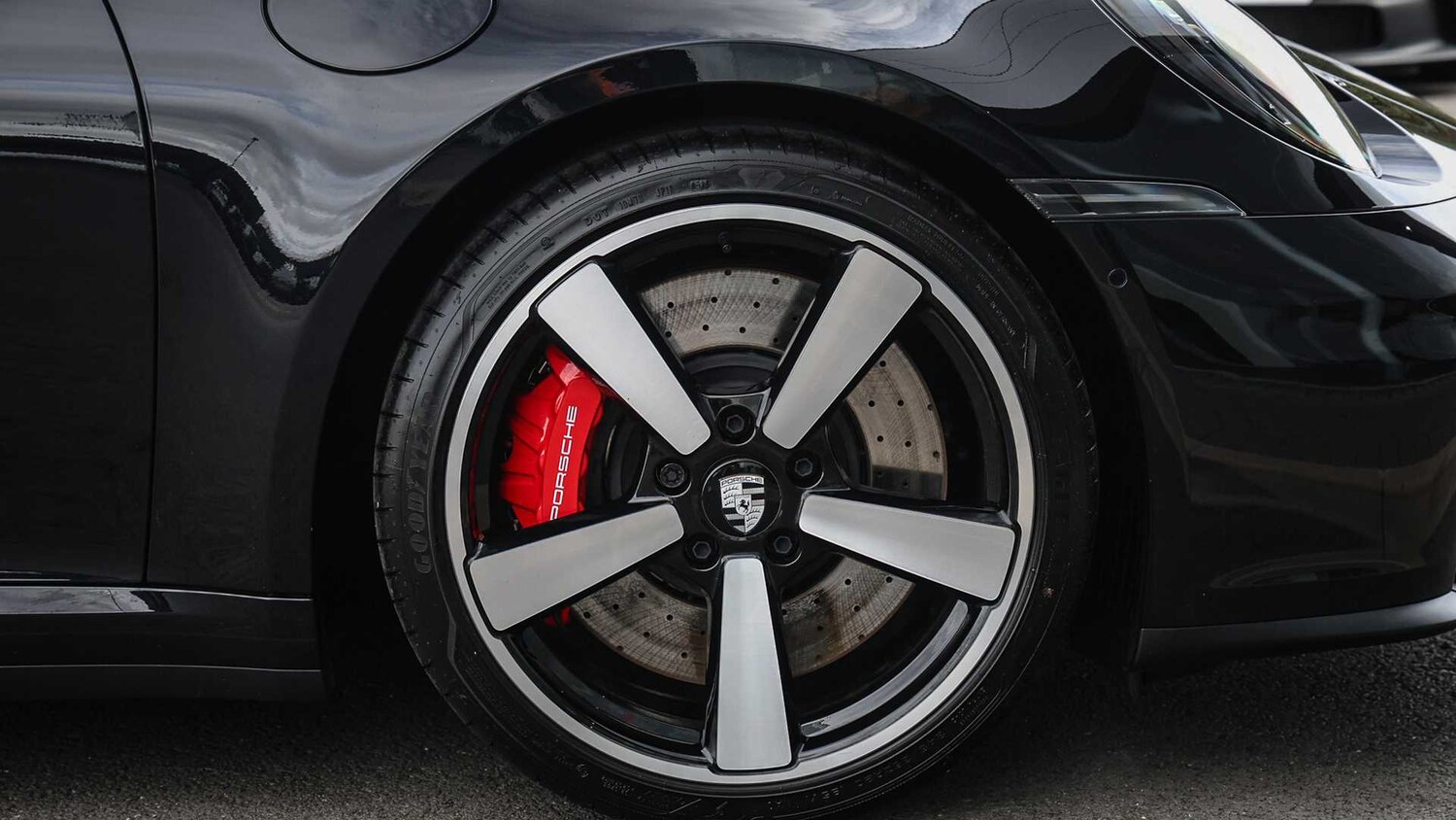 Used Porsche 911 2025 for sale - 77756637: Photo 6