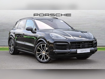 2023 - V6 Platinum Editi 5-Door