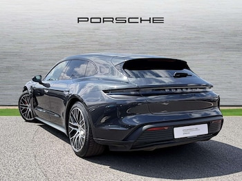 Used Porsche Taycan 2023 for sale - 79172302: Photo