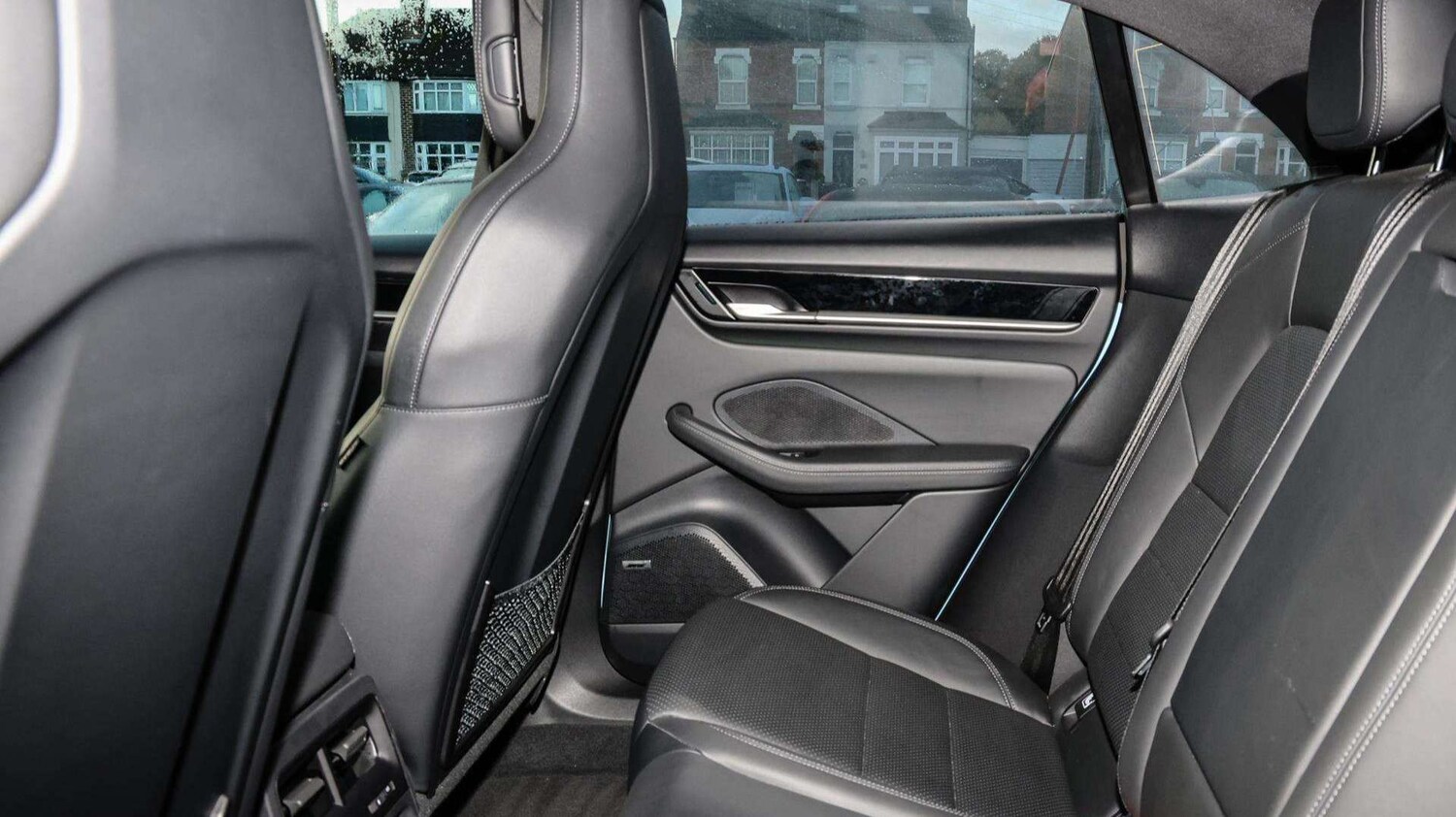 Used Porsche Macan 2024 for sale - 77649040: Photo 14