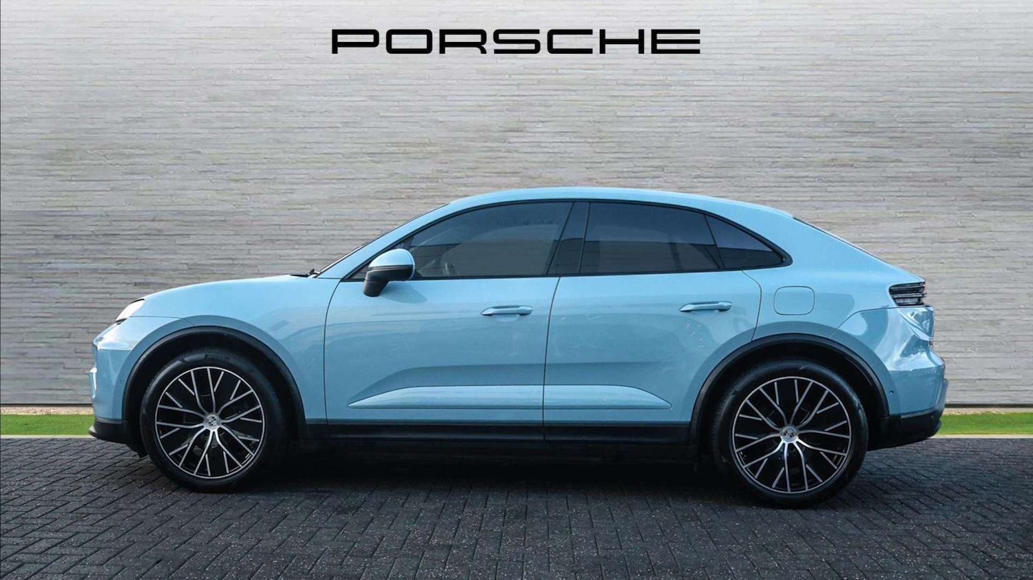Used Porsche Macan 2024 for sale - 77649040: Photo 5