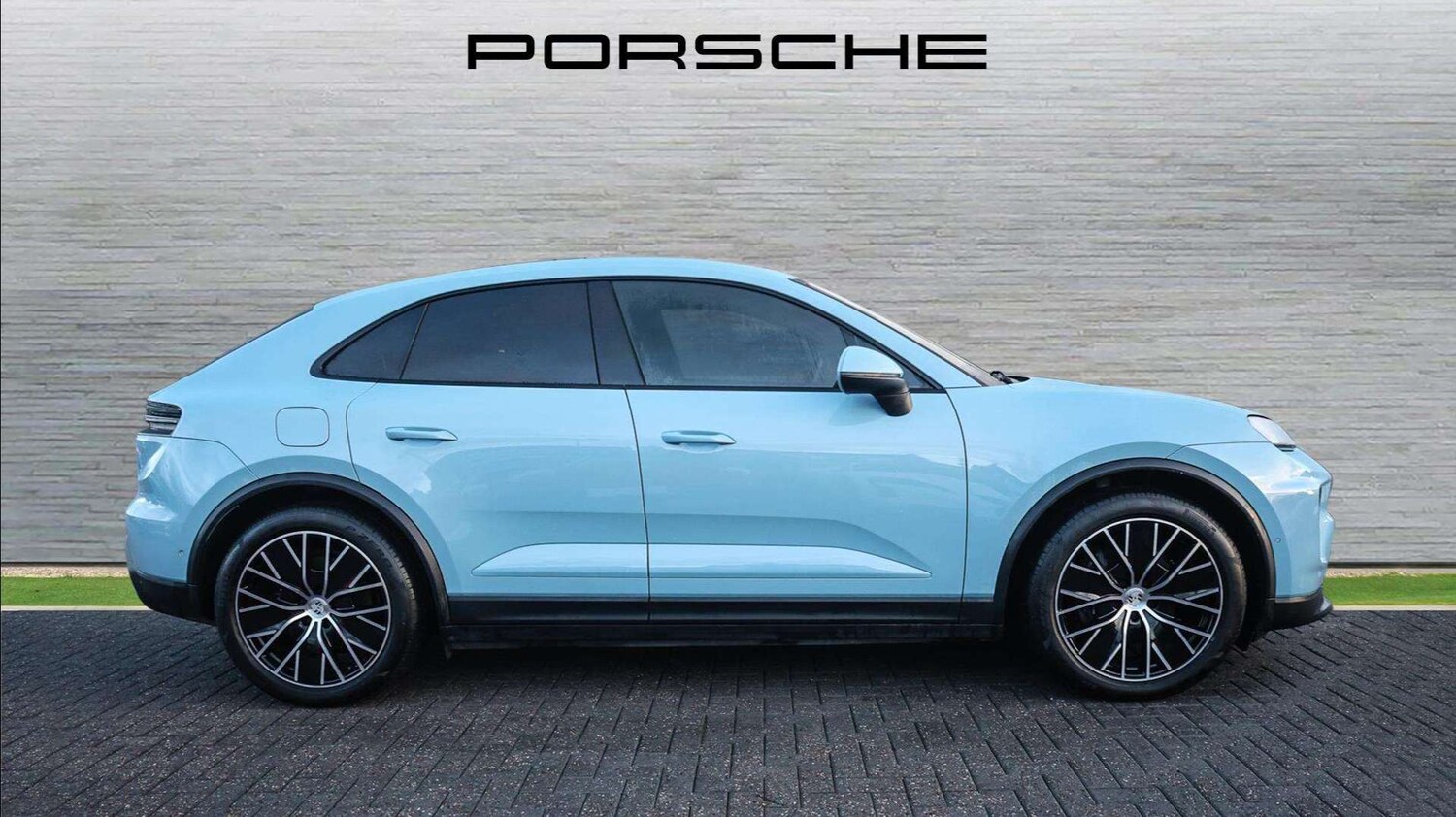 Used Porsche Macan 2024 for sale - 77649040: Photo 6