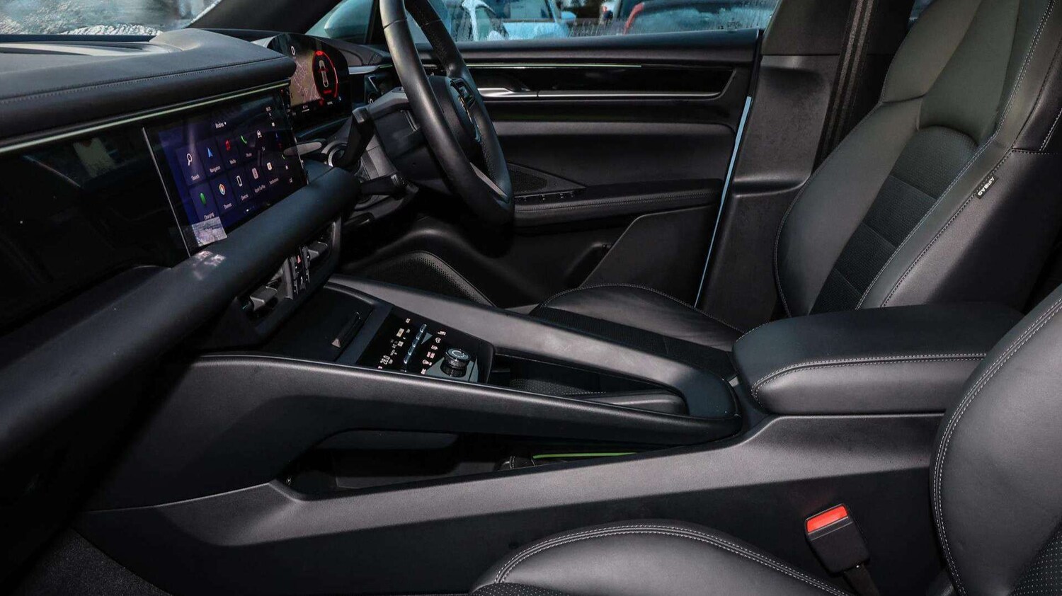 Used Porsche Macan 2024 for sale - 77649040: Photo 9