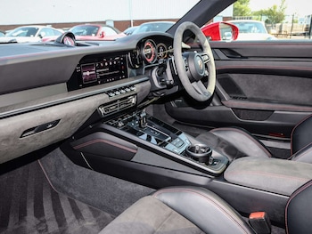 Used Porsche 911 2024 for sale - 79028196: Photo
