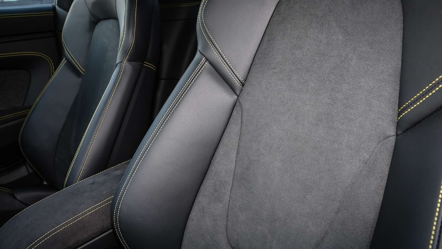 Used Porsche 911 2024 for sale - 77373872: Photo 14