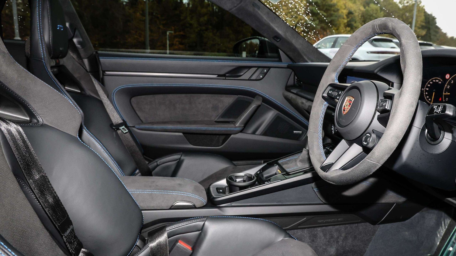 Used Porsche 911 2025 for sale - 76421165: Photo 12