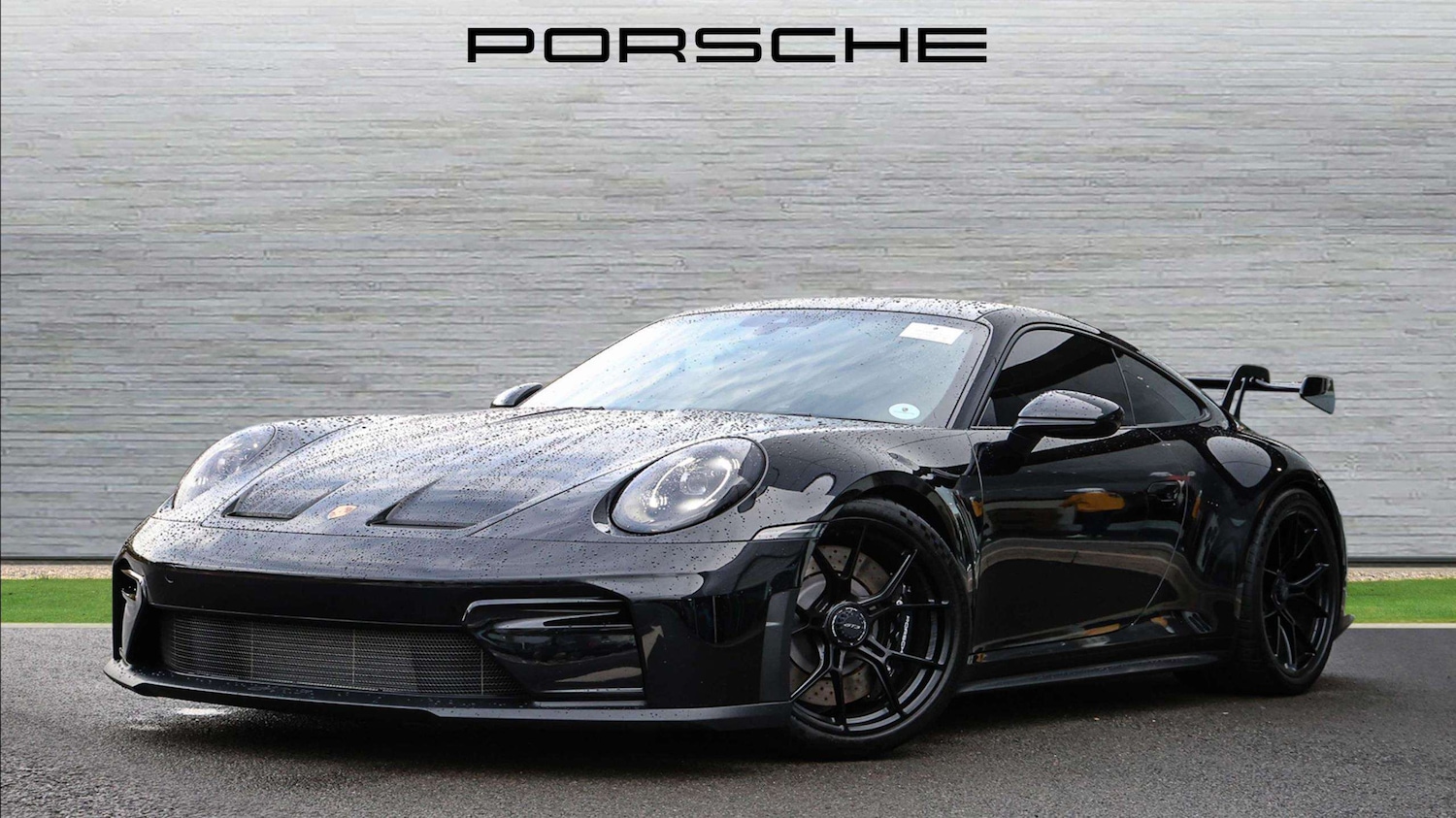 Used Porsche 911 2025 for sale - 76421165: Photo 2