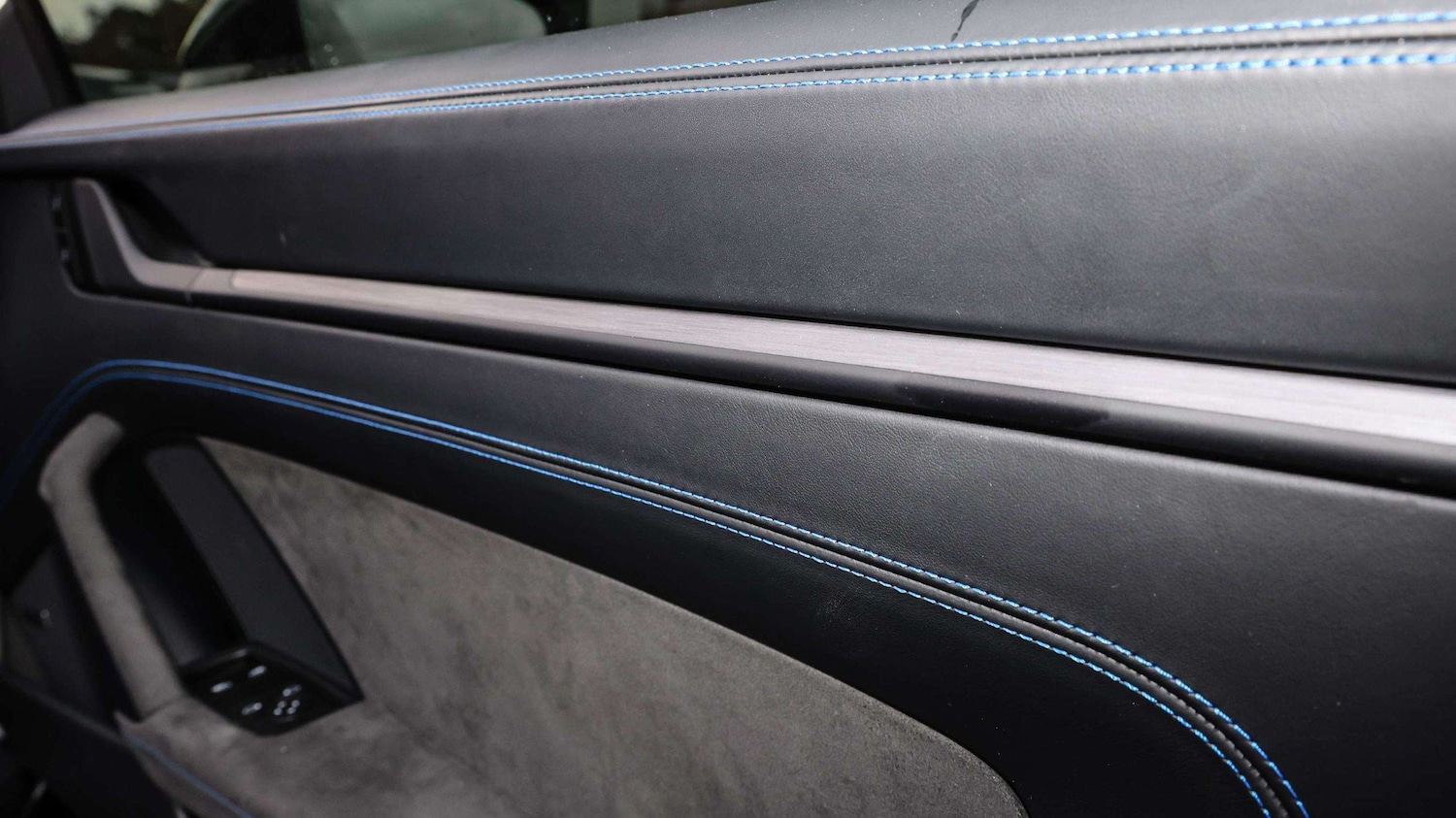 Used Porsche 911 2025 for sale - 76421165: Photo 25