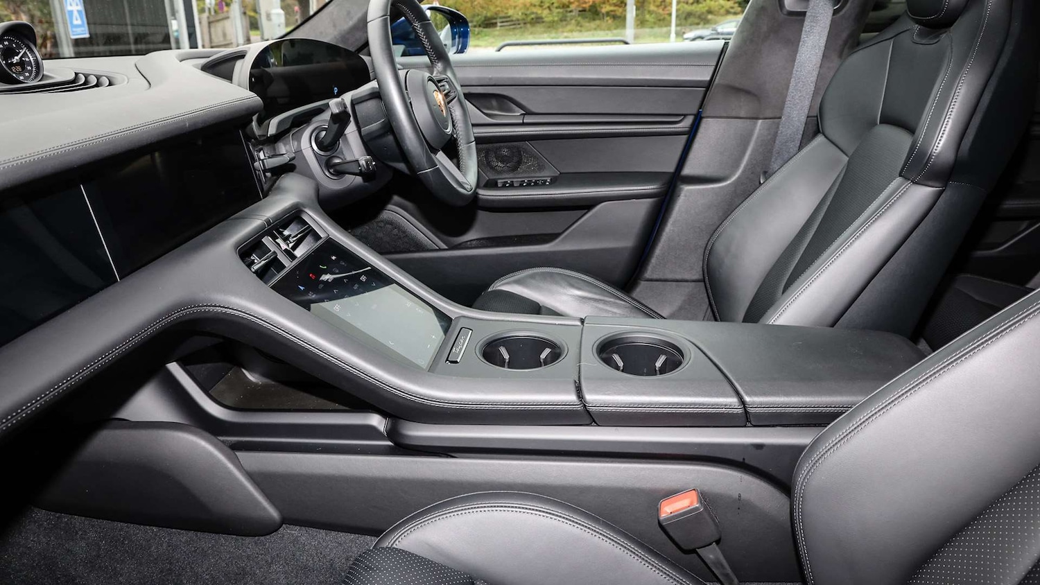 Used Porsche Taycan 2022 for sale - 76262423: Photo 11