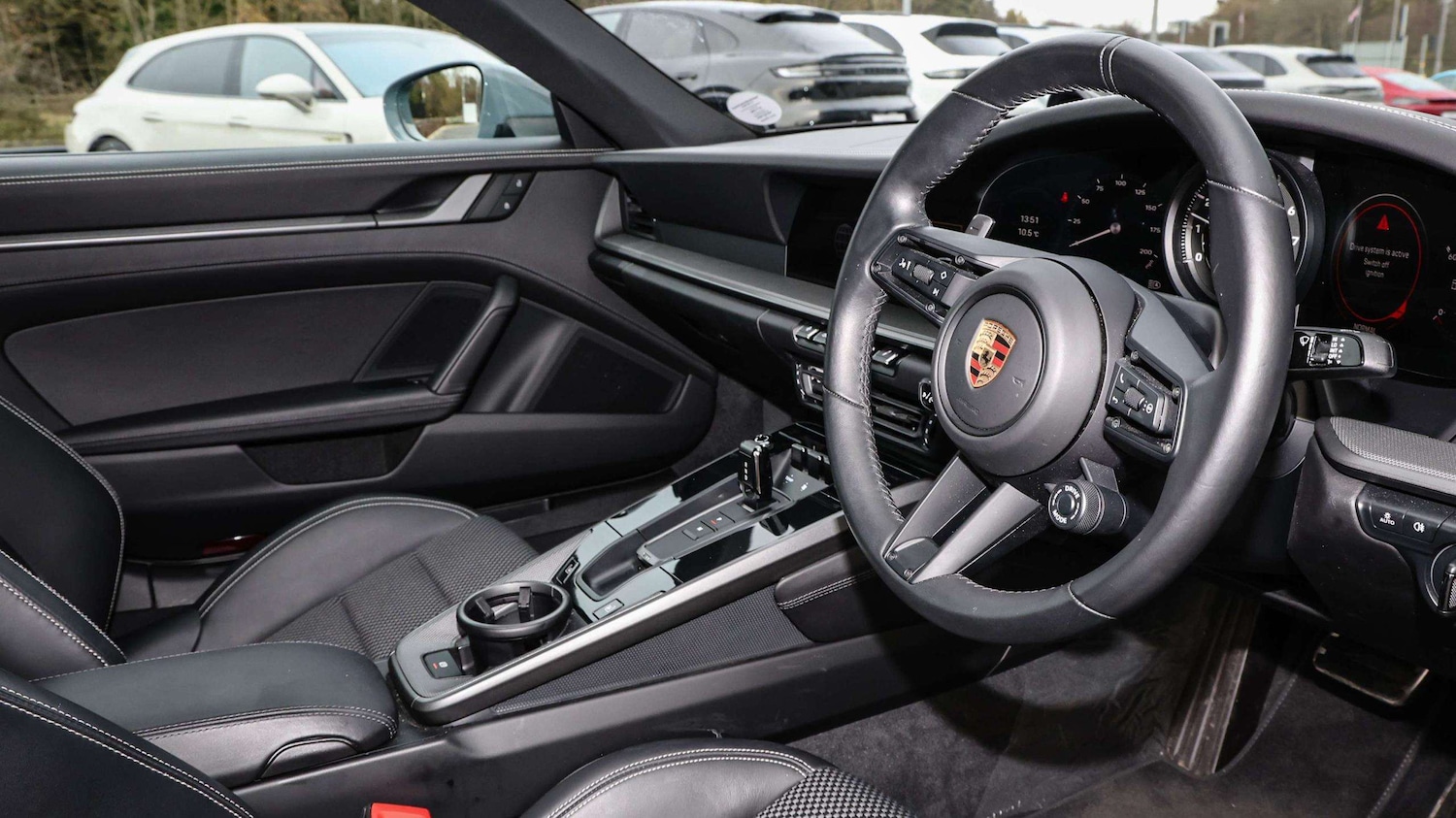 Used Porsche 911 2024 for sale - 76692100: Photo 10