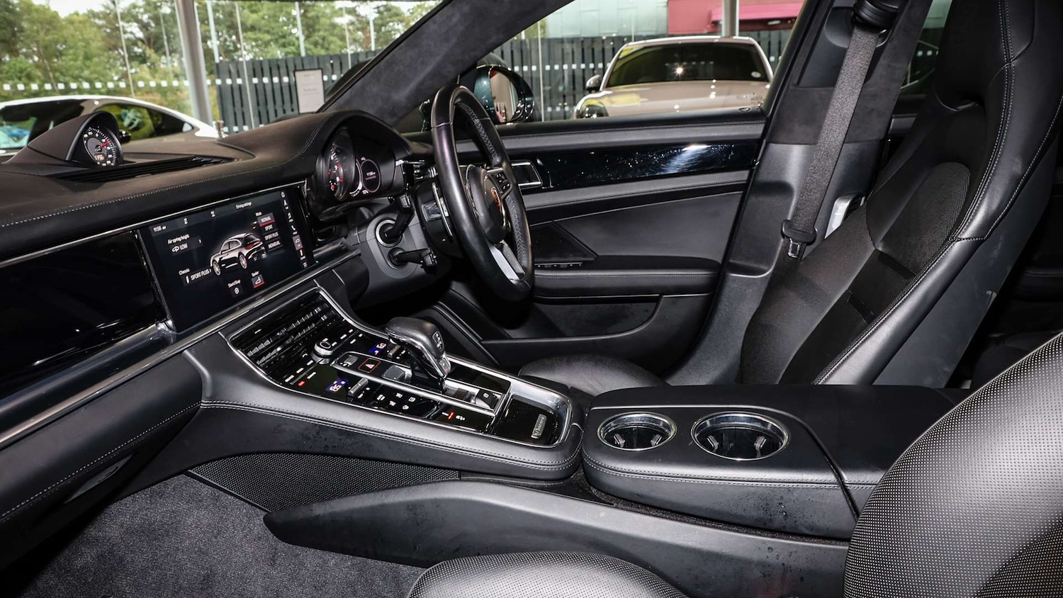 Used Porsche Panamera 2018 for sale - 75818549: Photo 11