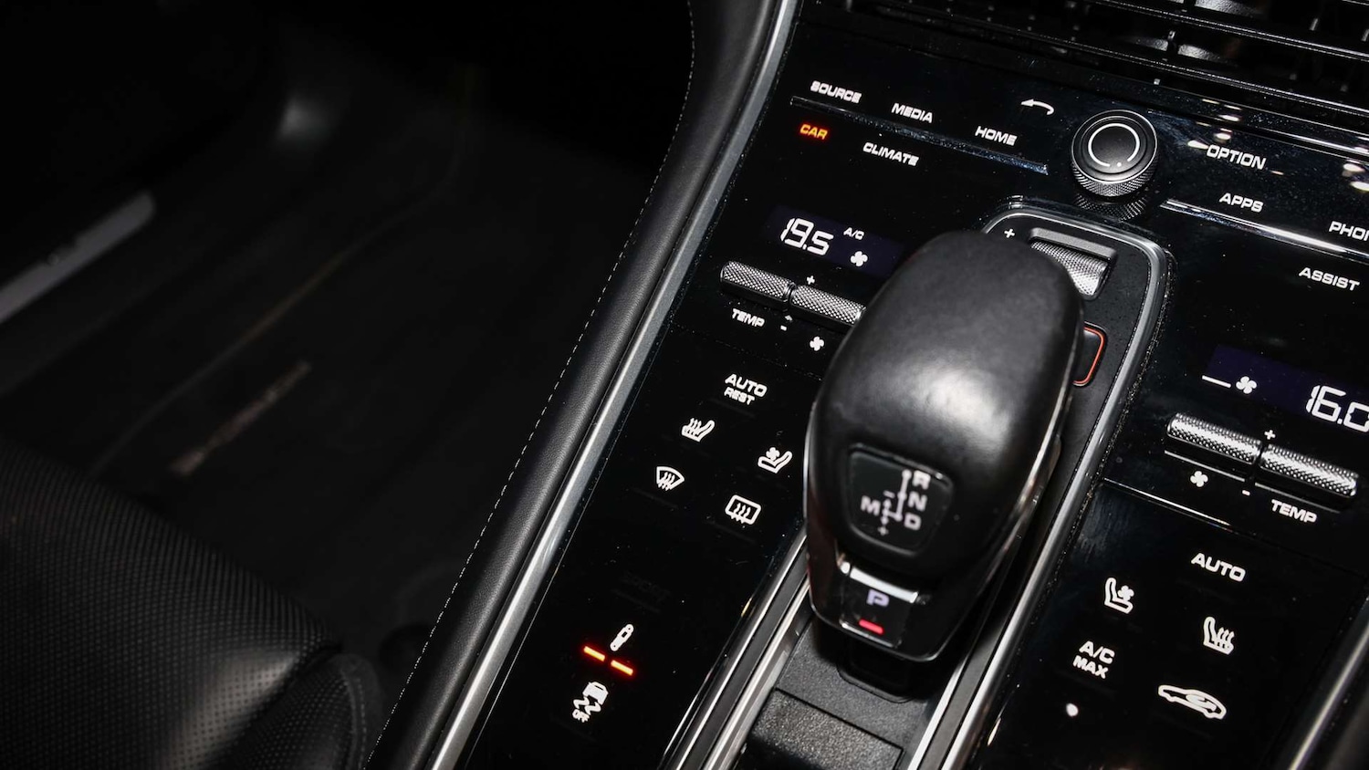 Used Porsche Panamera 2018 for sale - 75818549: Photo 24