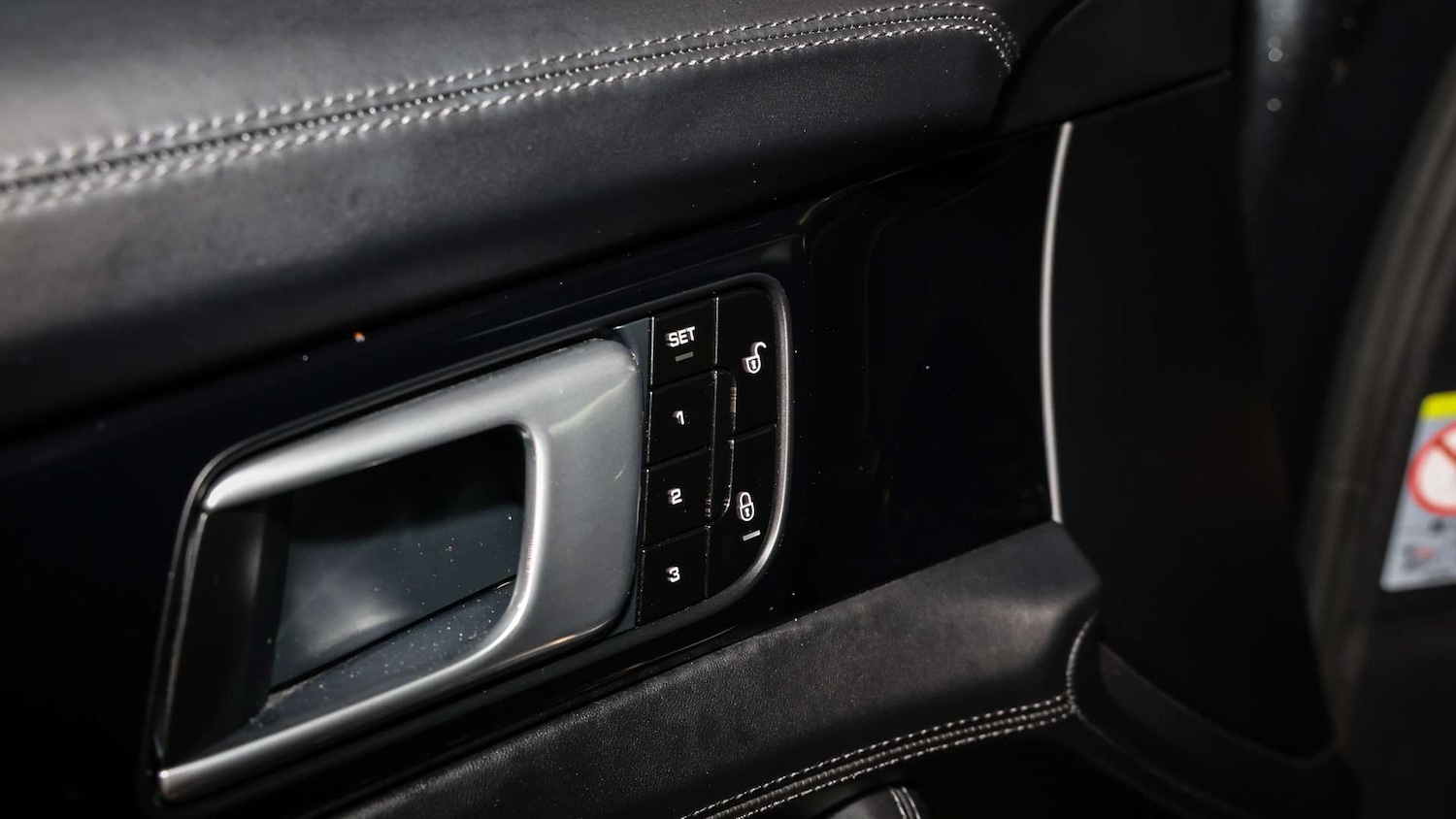 Used Porsche Panamera 2018 for sale - 75818549: Photo 25