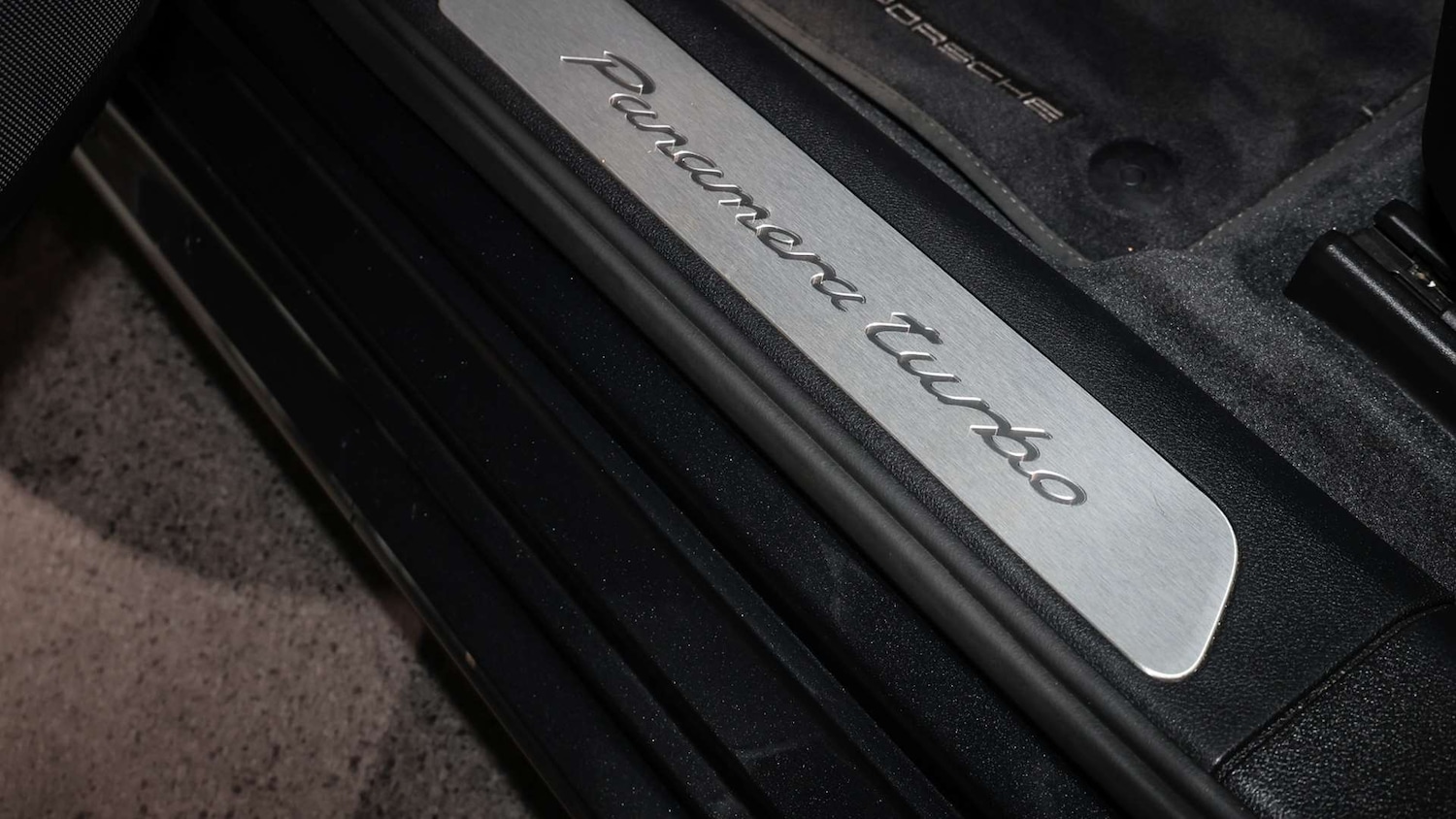 Used Porsche Panamera 2018 for sale - 75818549: Photo 29