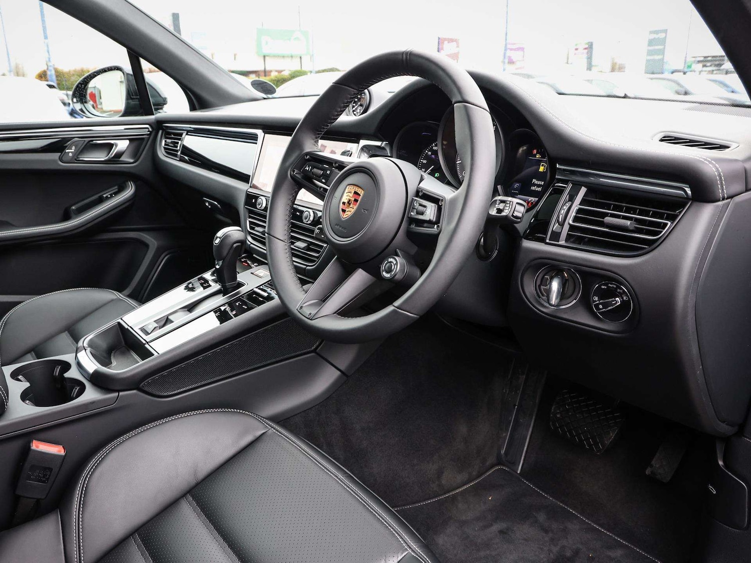 Used Porsche Macan 2026 for sale - 78037512: Photo 12