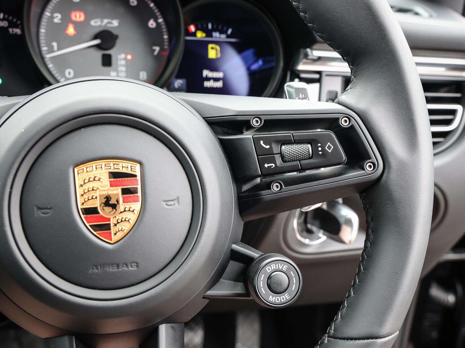 Used Porsche Macan 2026 for sale - 78037512: Photo 35