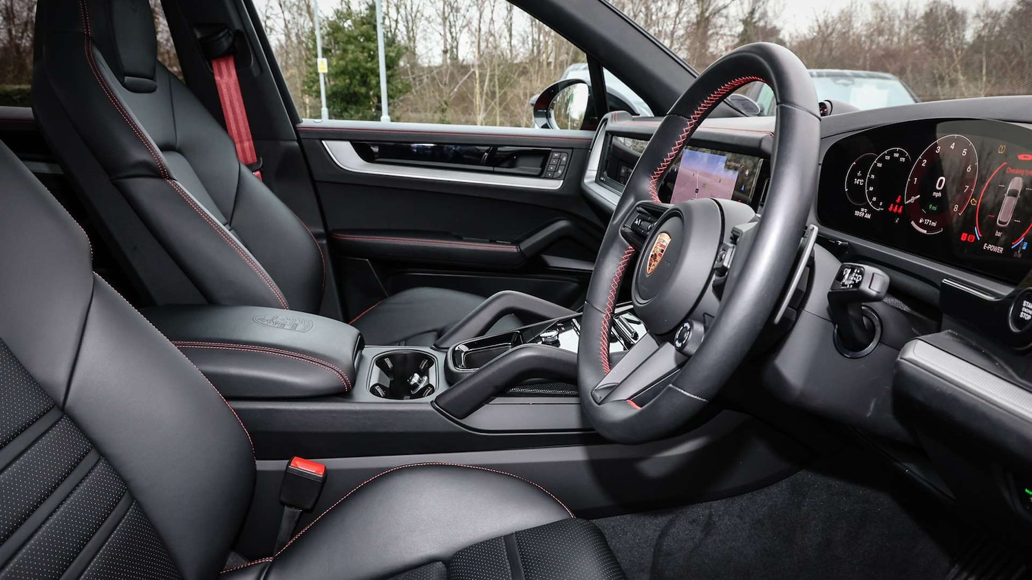 Used Porsche Cayenne 2024 for sale - 77206401: Photo 12