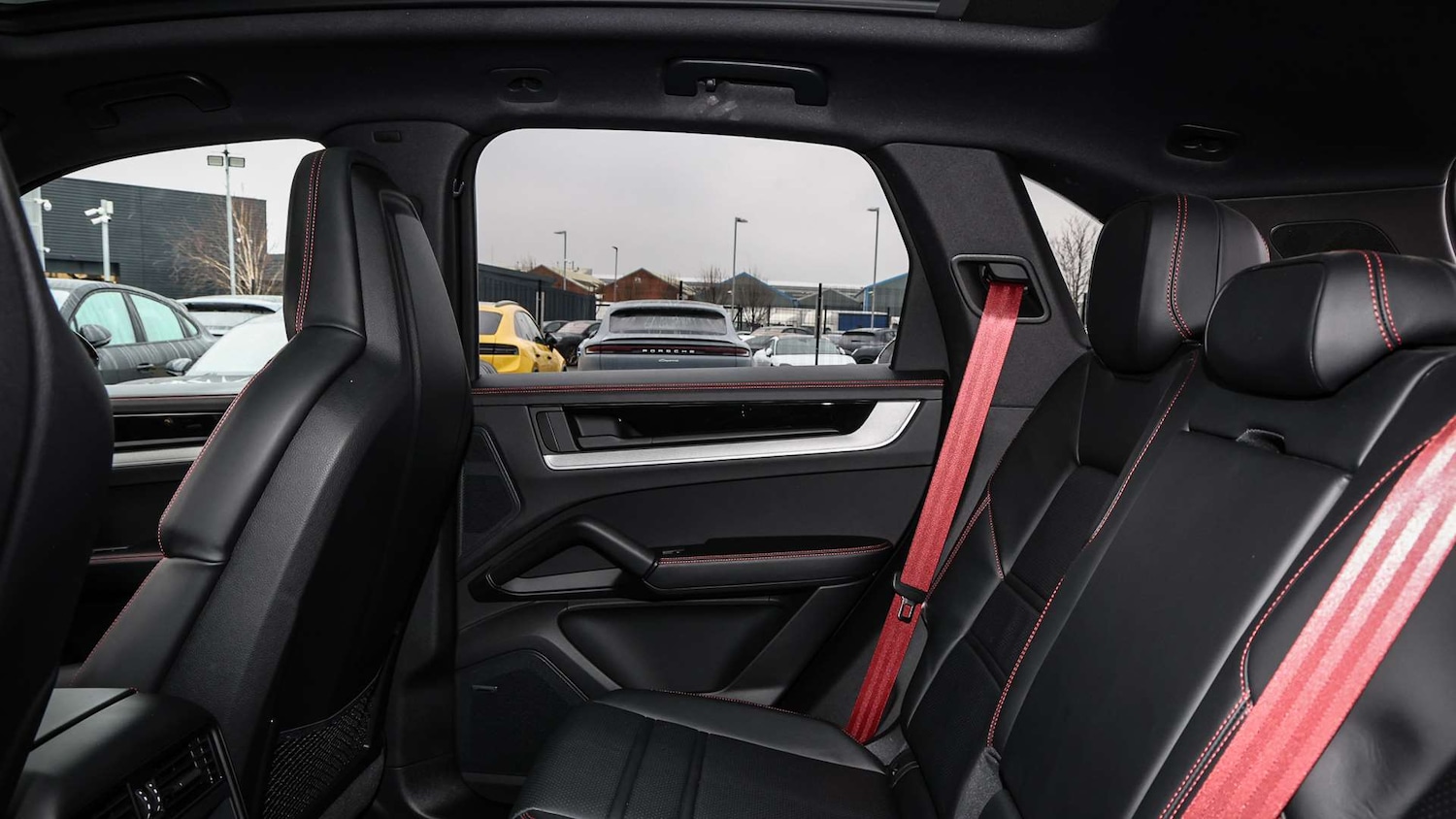 Used Porsche Cayenne 2024 for sale - 77206401: Photo 16