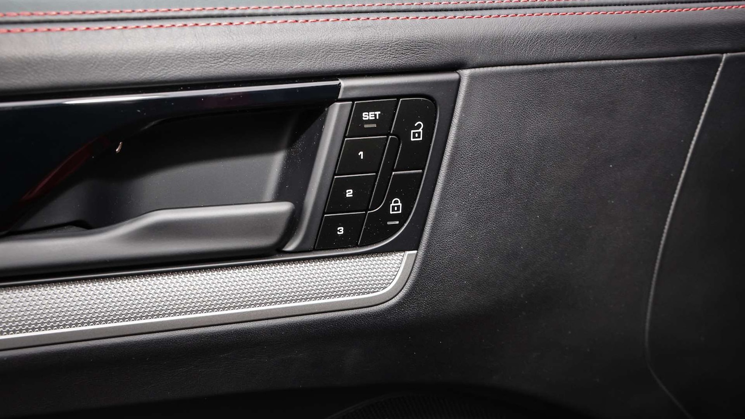 Used Porsche Cayenne 2024 for sale - 77206401: Photo 20