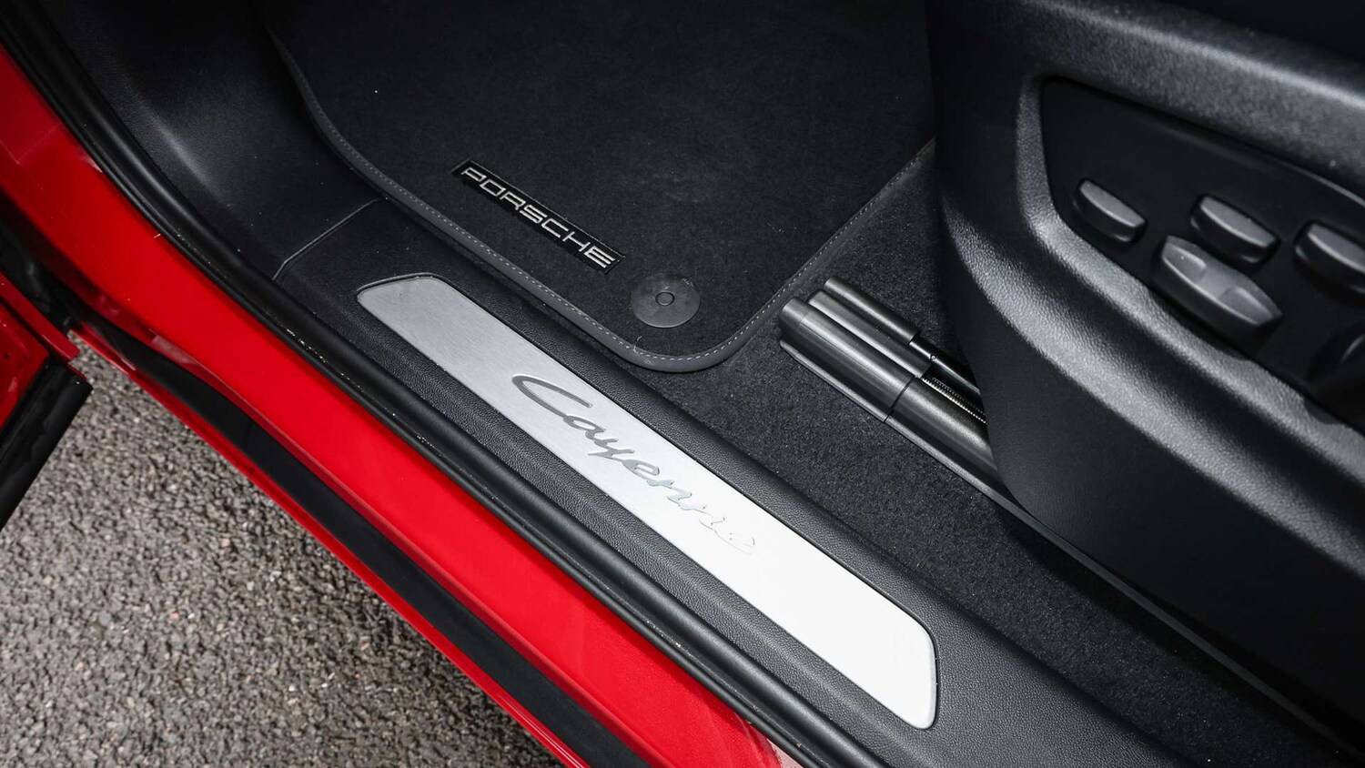 Used Porsche Cayenne 2024 for sale - 77206401: Photo 24