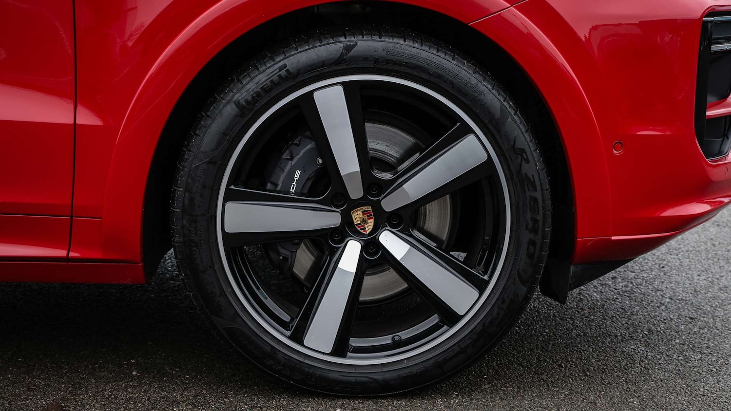 Used Porsche Cayenne 2024 for sale - 77206401: Photo 6