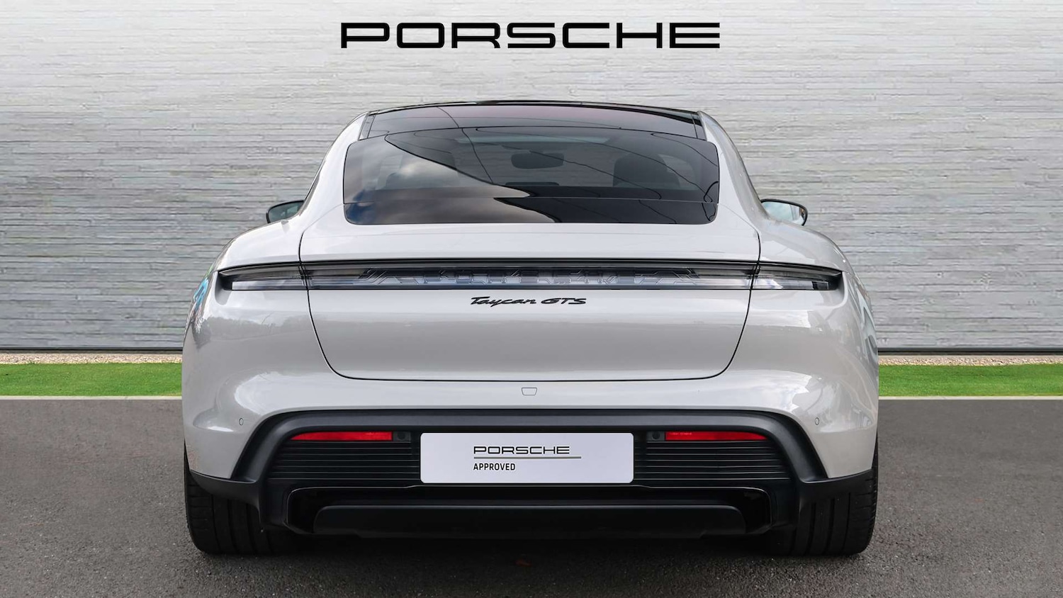 Used Porsche Taycan 2023 for sale - 76587545: Photo 10