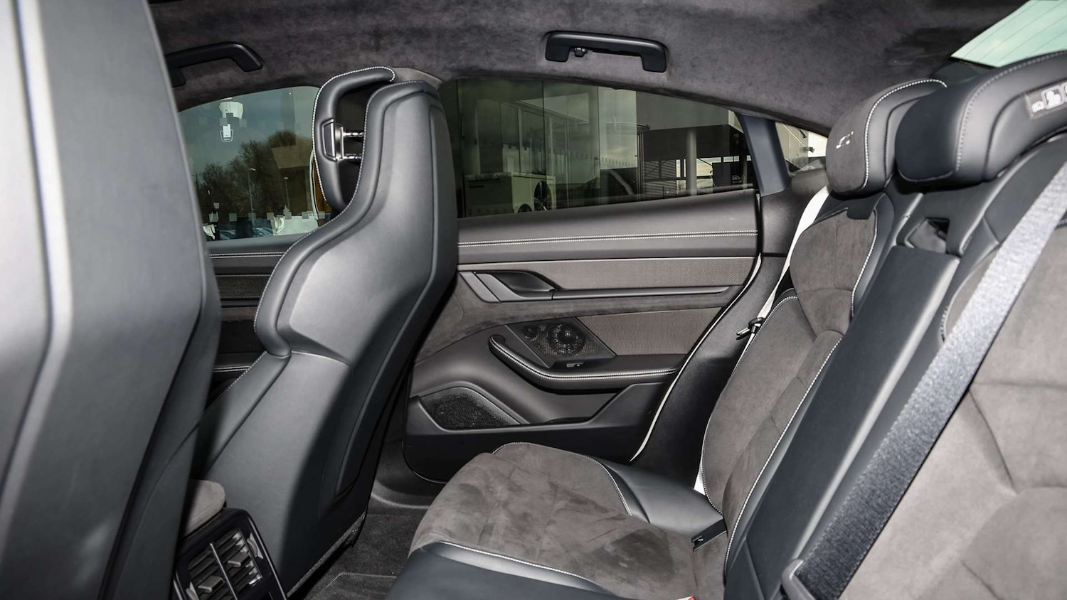 Used Porsche Taycan 2023 for sale - 76587545: Photo 16