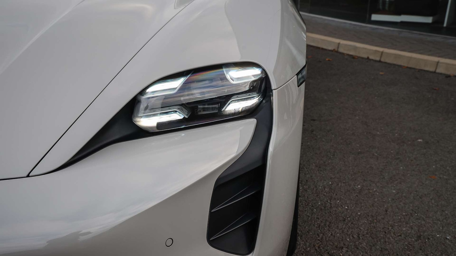 Used Porsche Taycan 2023 for sale - 76587545: Photo 28