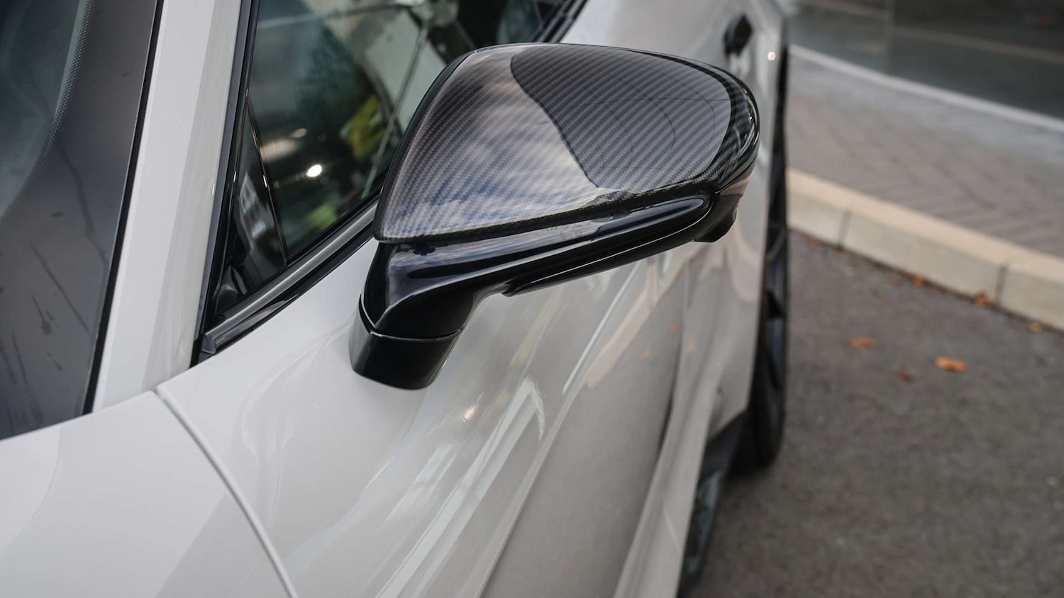 Used Porsche Taycan 2023 for sale - 76587545: Photo 30