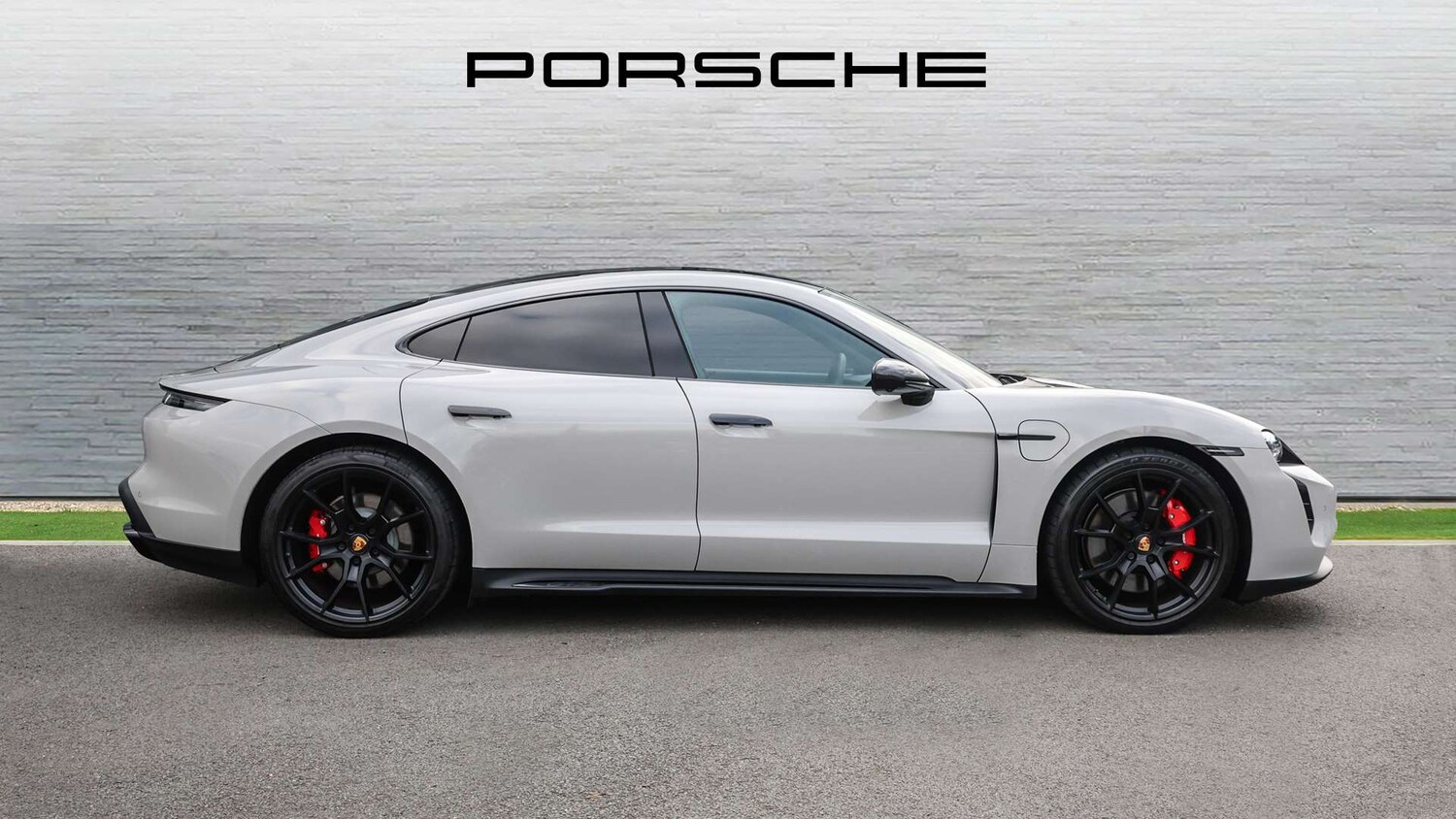 Used Porsche Taycan 2023 for sale - 76587545: Photo 7