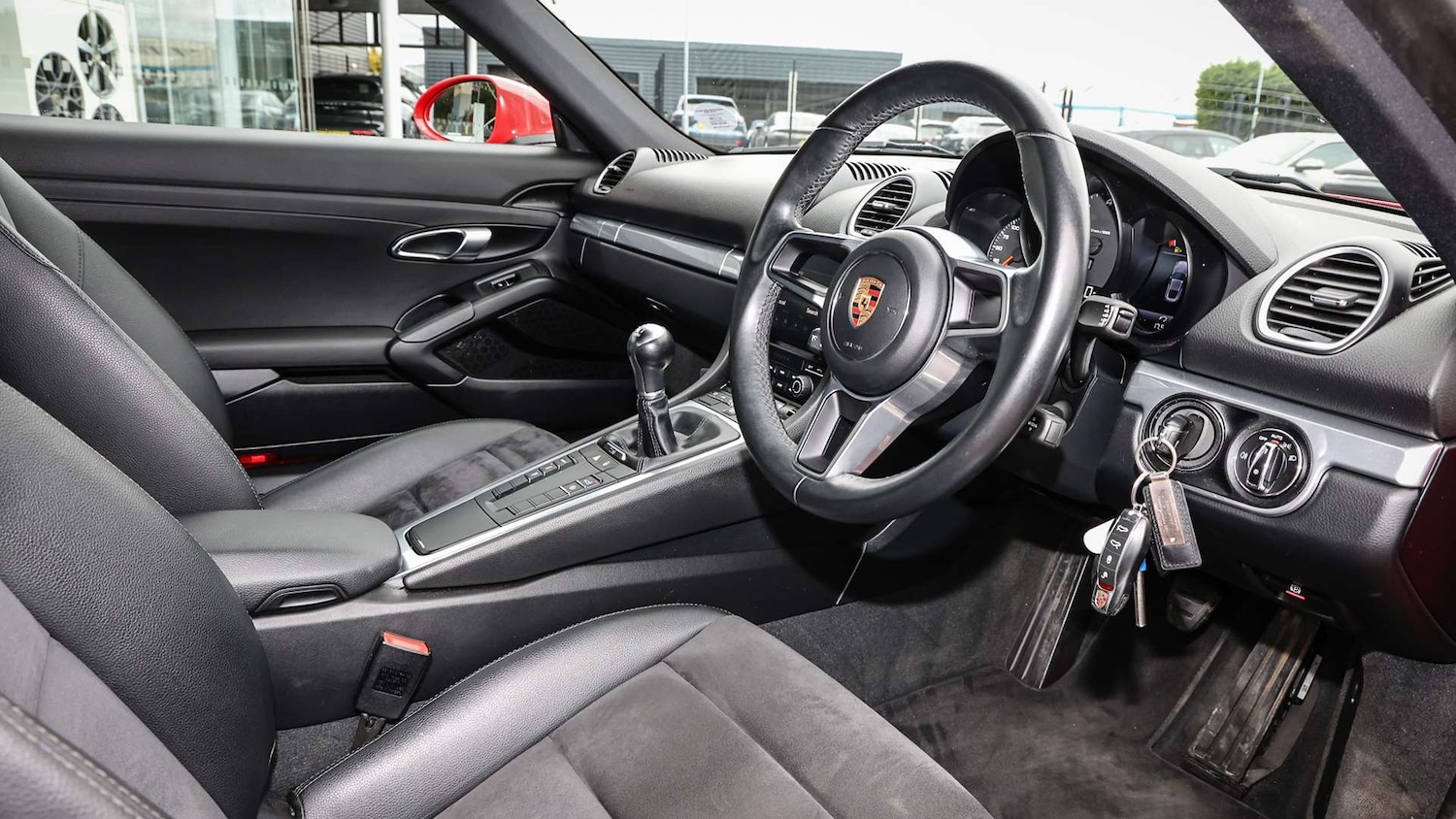 Used Porsche Other 2017 for sale - 76191972: Photo 12