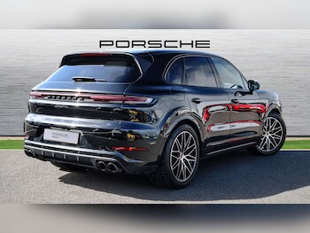 Used Porsche Cayenne 2025 for sale - 78089814: Photo