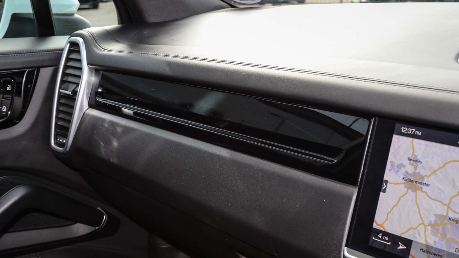 Used Porsche Cayenne 2020 for sale - 78077102: Photo 26