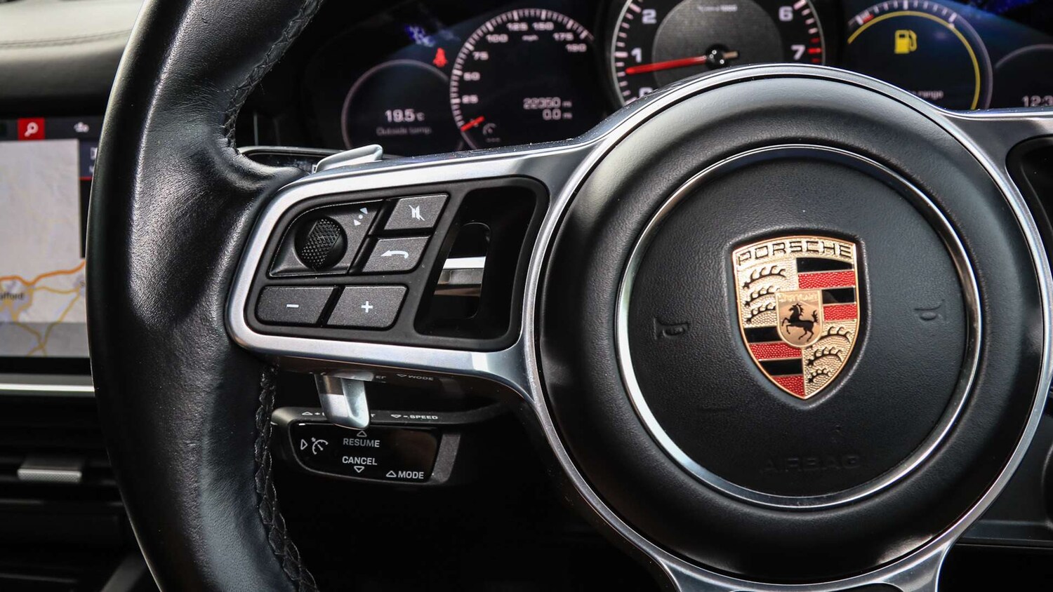 Used Porsche Cayenne 2020 for sale - 78077102: Photo 27