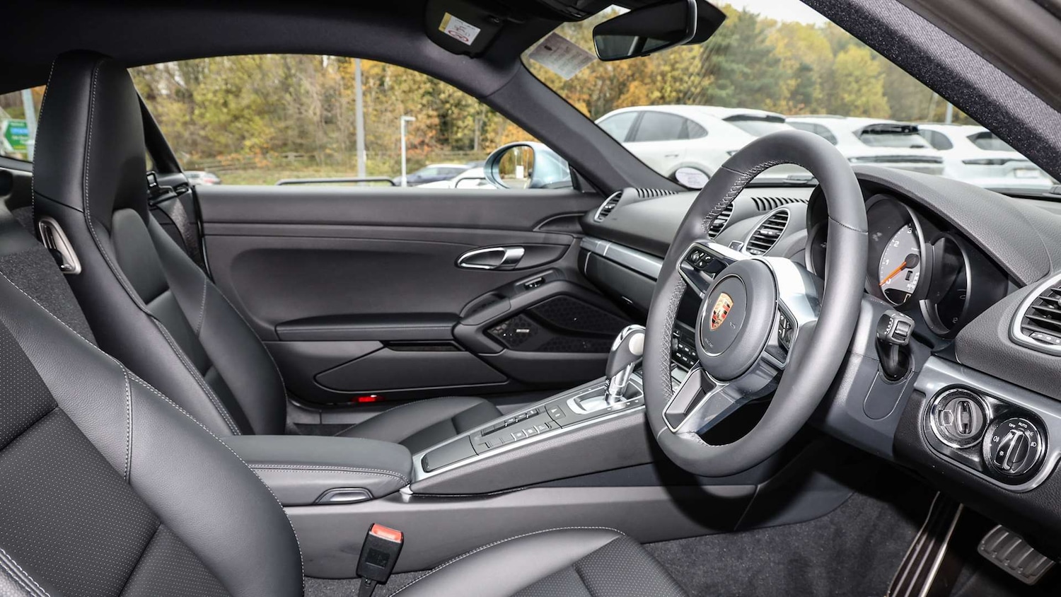 Used Porsche Cayman 2025 for sale - 76476000: Photo 13