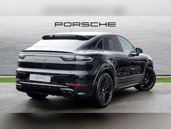 Used Porsche Cayenne 2022 for sale - 78089570: Photo