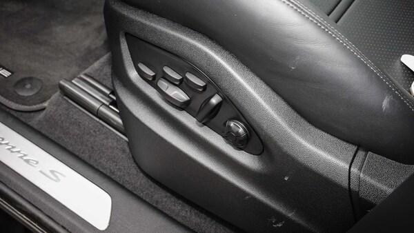 Used Porsche Cayenne 2025 for sale - 75637746: Photo 25