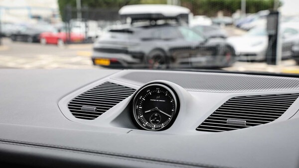 Used Porsche Cayenne 2025 for sale - 75637746: Photo 30