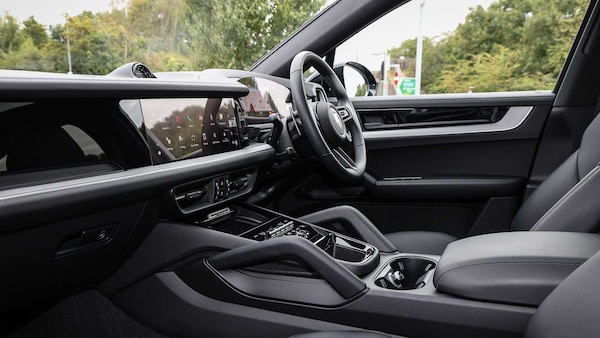 Used Porsche Cayenne 2025 for sale - 75637746: Photo 5