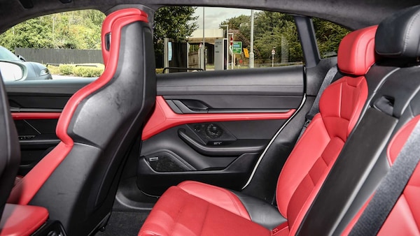 Used Porsche Taycan 2023 for sale - 76230335: Photo 16