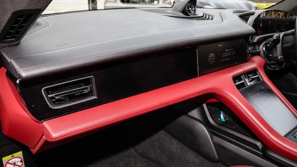 Used Porsche Taycan 2023 for sale - 76230335: Photo 23